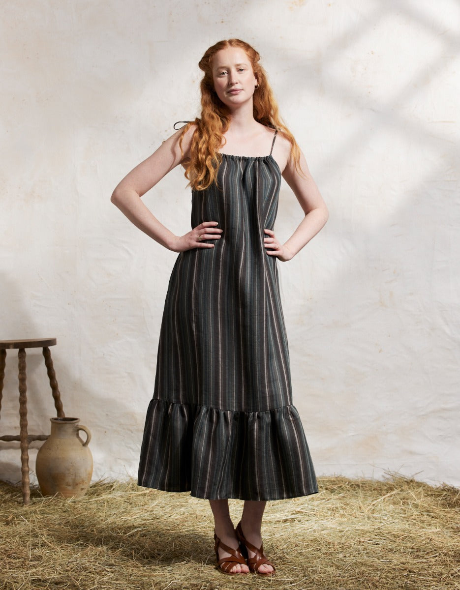 lina linen midi dress Robe 'Lina' en lin naturel rayé marron et vert chestnut stripes / S/M Lina features adjustable straps Ribbed Tank Dress Knobs:Matte Black Deep V Neck A