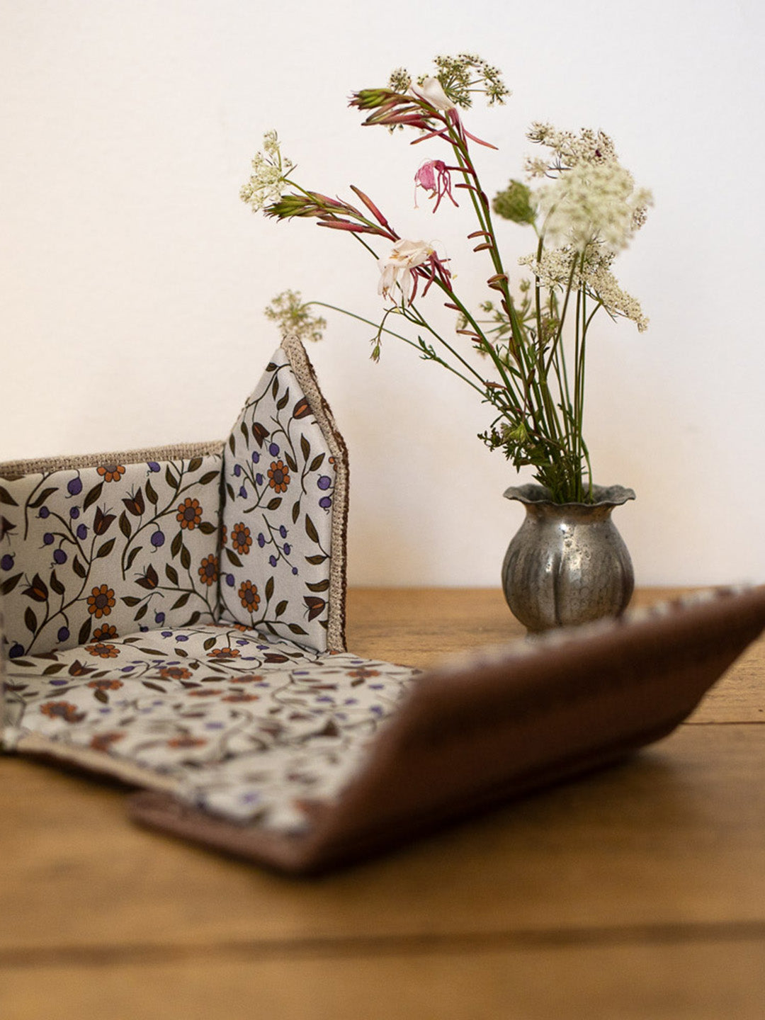 DIY Kit "Fachwerk House" - cross stitch trinket box