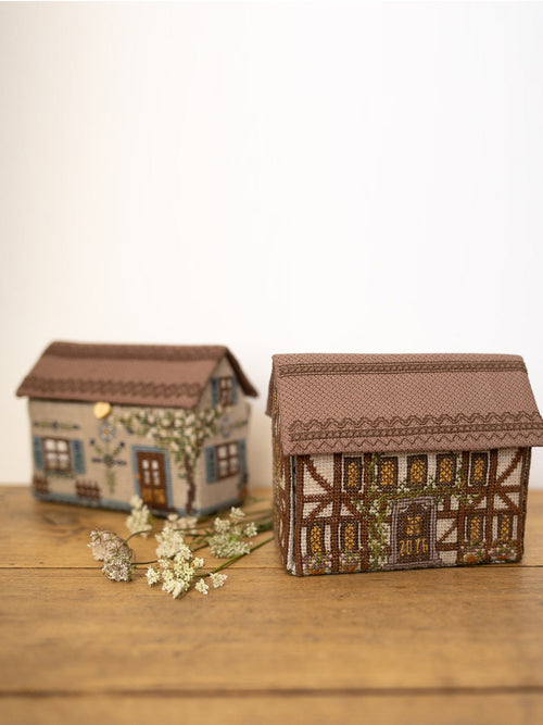 DIY Kit "Fachwerk House" - cross stitch trinket box