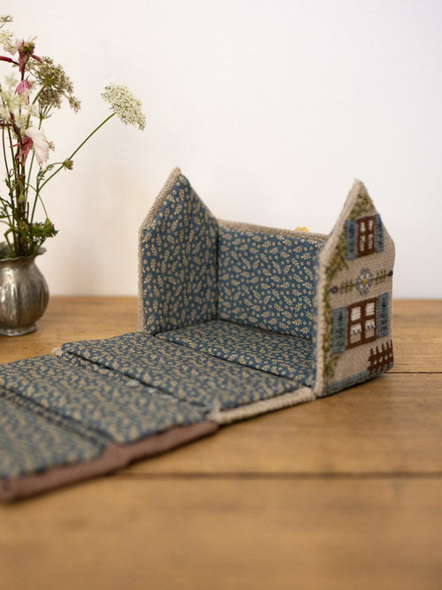 DIY Kit "Chata House" - cross stitch trinket box