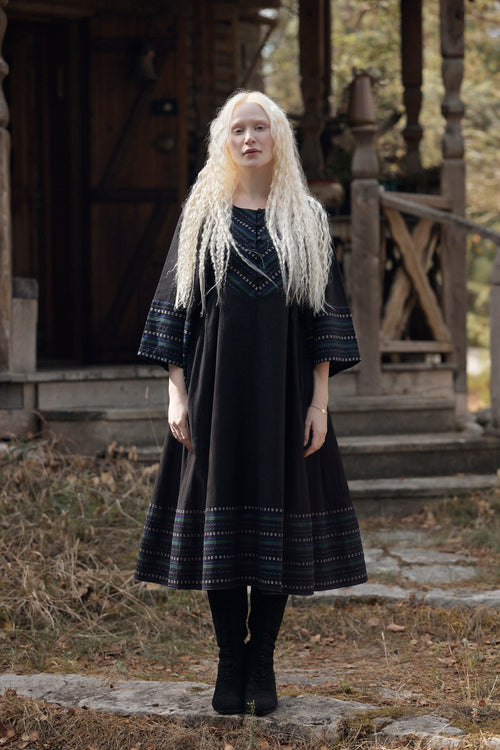 Robe “Marica” à plastron en coton noir et rayé