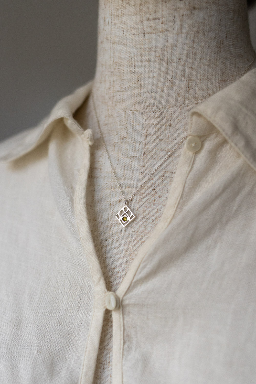 Collier "Mira" en argent et péridot