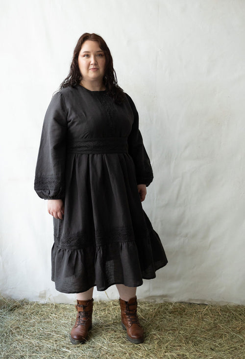 Robe 'Misha' longueur midi en lin noir