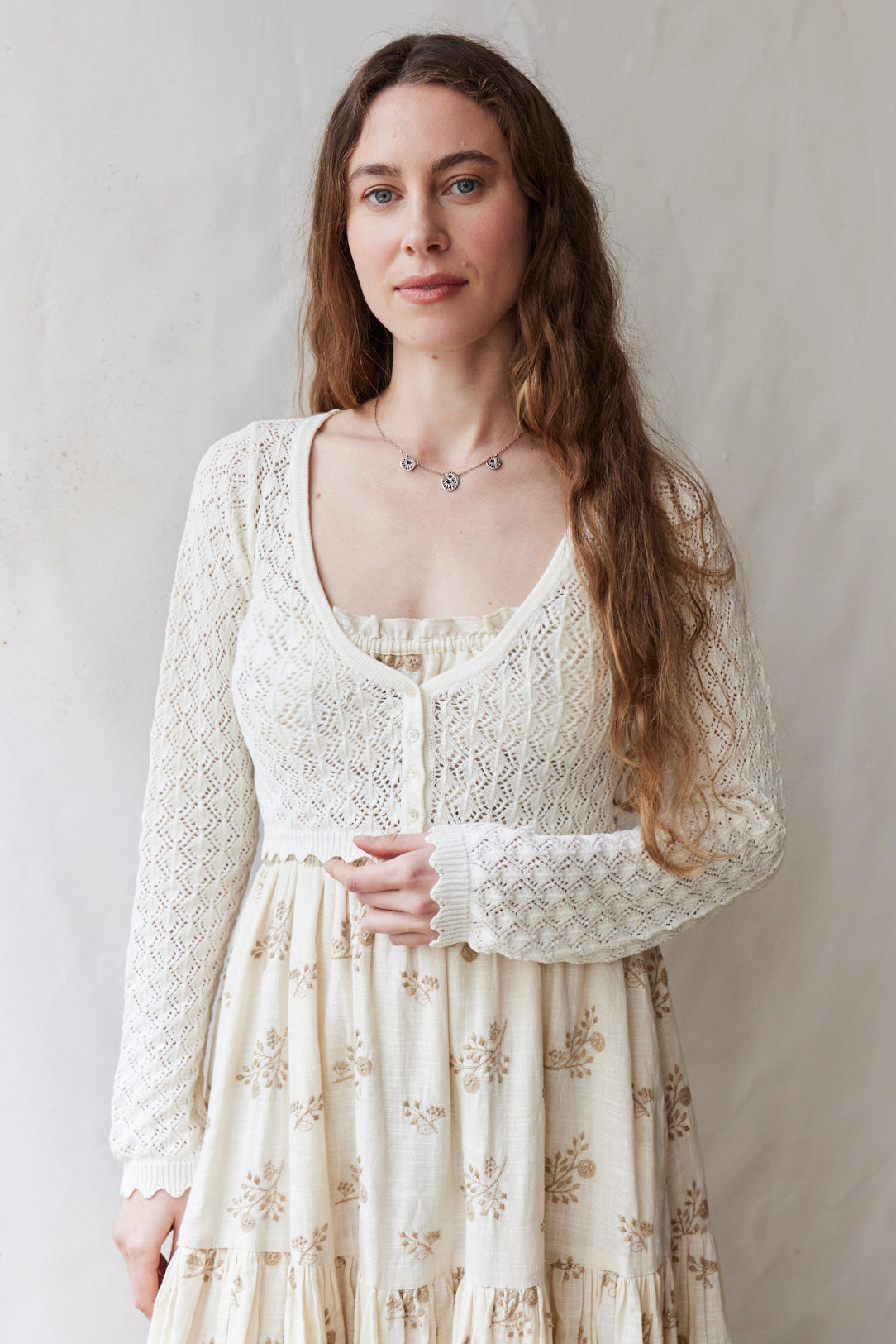 "Mona" cropped lace cardigan in cream cotton, long sleeves