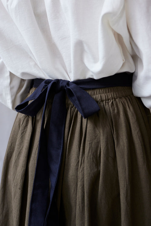 "Rózsa" embroidered ceremony apron