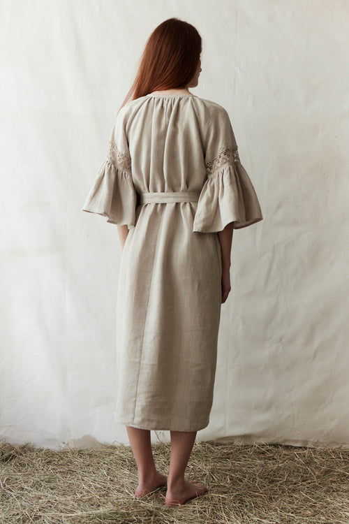 Robe "Svetlana" en lin naturel et dentelle de lin