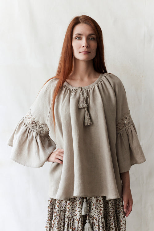 Graceful lady with linen top elven style