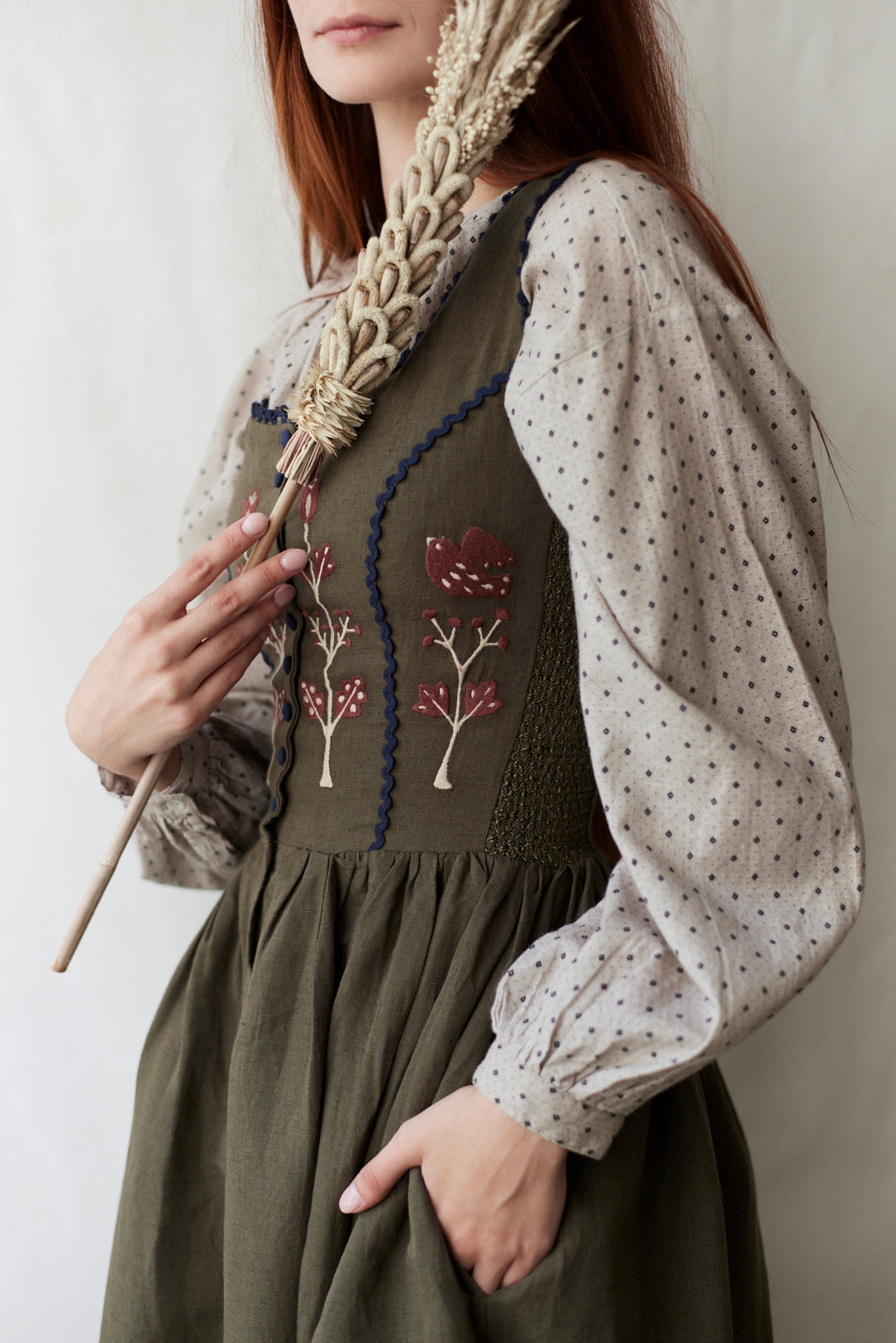 moss green linen dress Vy m