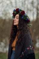 "Timea" black stole with embroidered Matyó flowers red