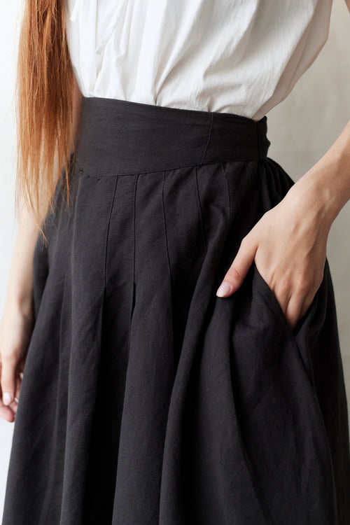 'Vineta' linen midi skirt black