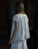"Cosima" white top with short sleeves
