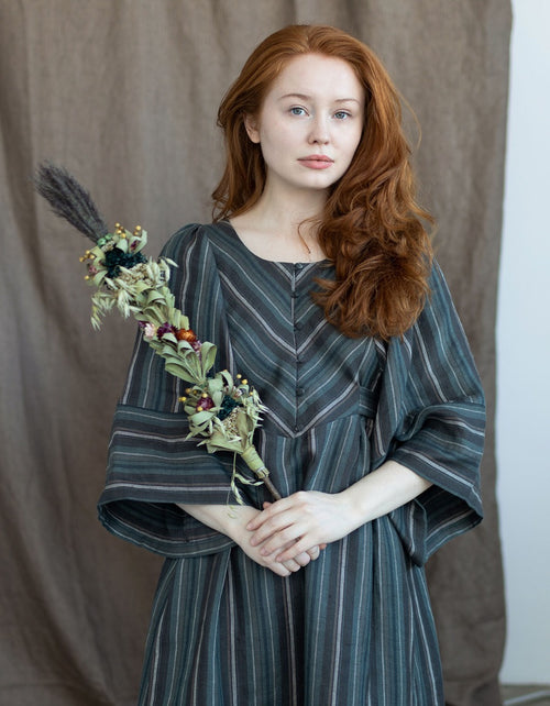 “Adelina” dress in striped linen chestnut