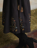 Robe 'Amela' brodée en velours et canevas noir