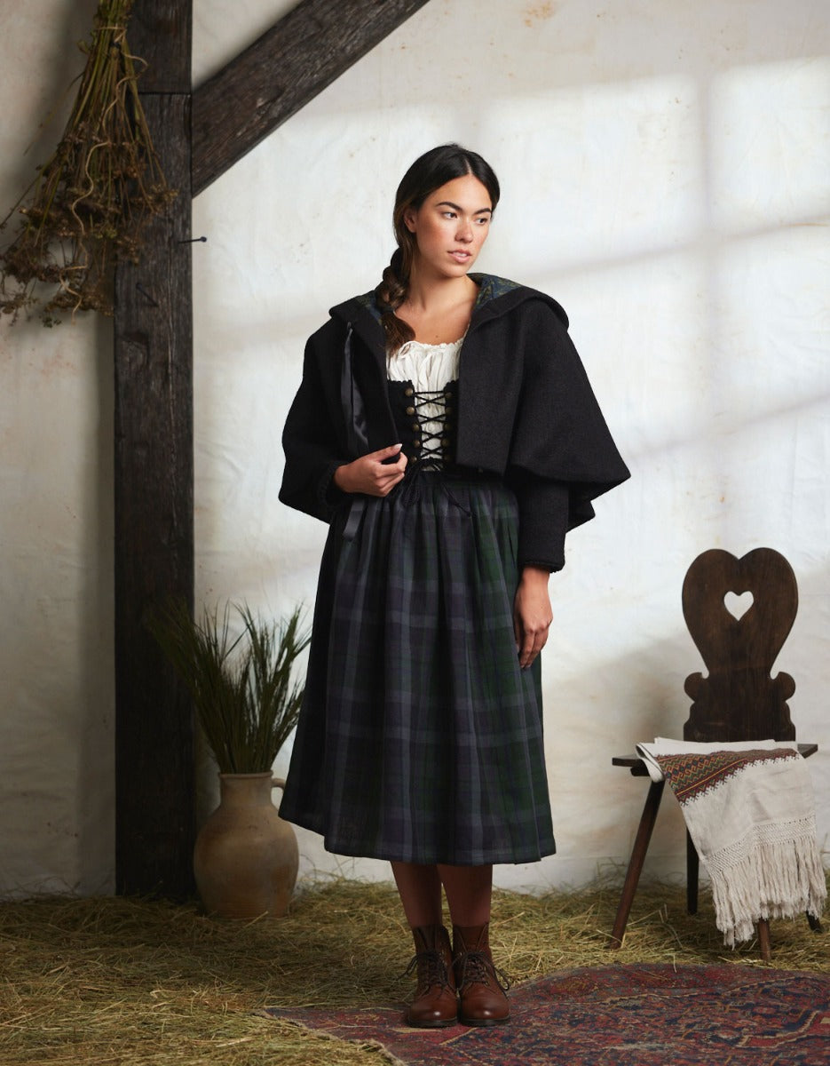 Cape 'Aneta' en laine noire