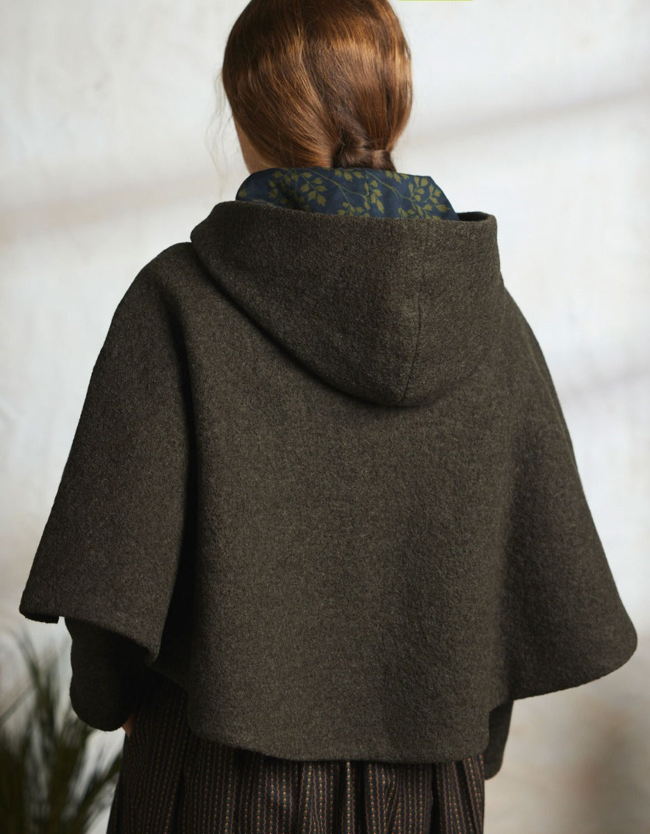 Aneta Moss Cape | Aneta Cape for Women | Designer Cape – voriagh