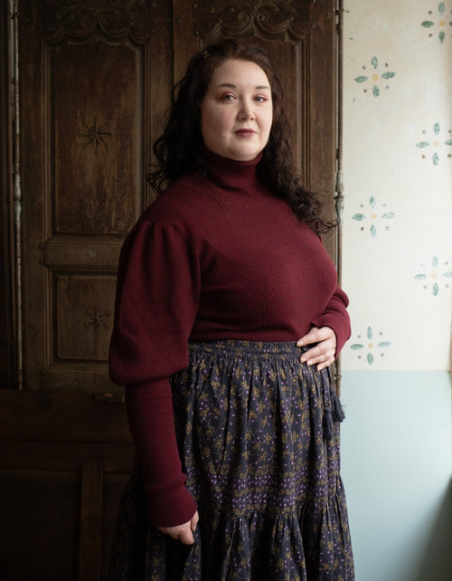 Pull col roulé 'Ariana' en coton et cachemire avec manches gigot bordeaux