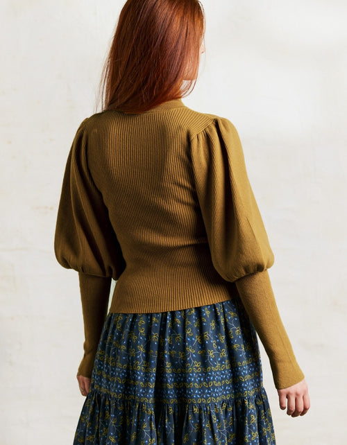 Pull col roulé 'Ariana' en coton et cachemire avec manches gigot moutarde