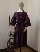 Robe 'Austra' brodée couleur prune