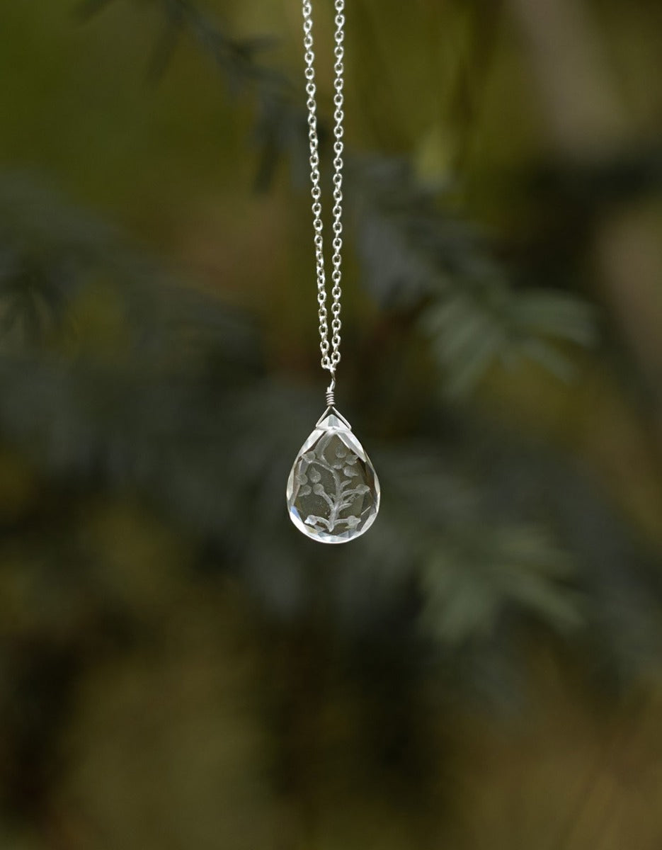 Collier 'Glacier Goutte' en cristal de roche taillé et argent 925