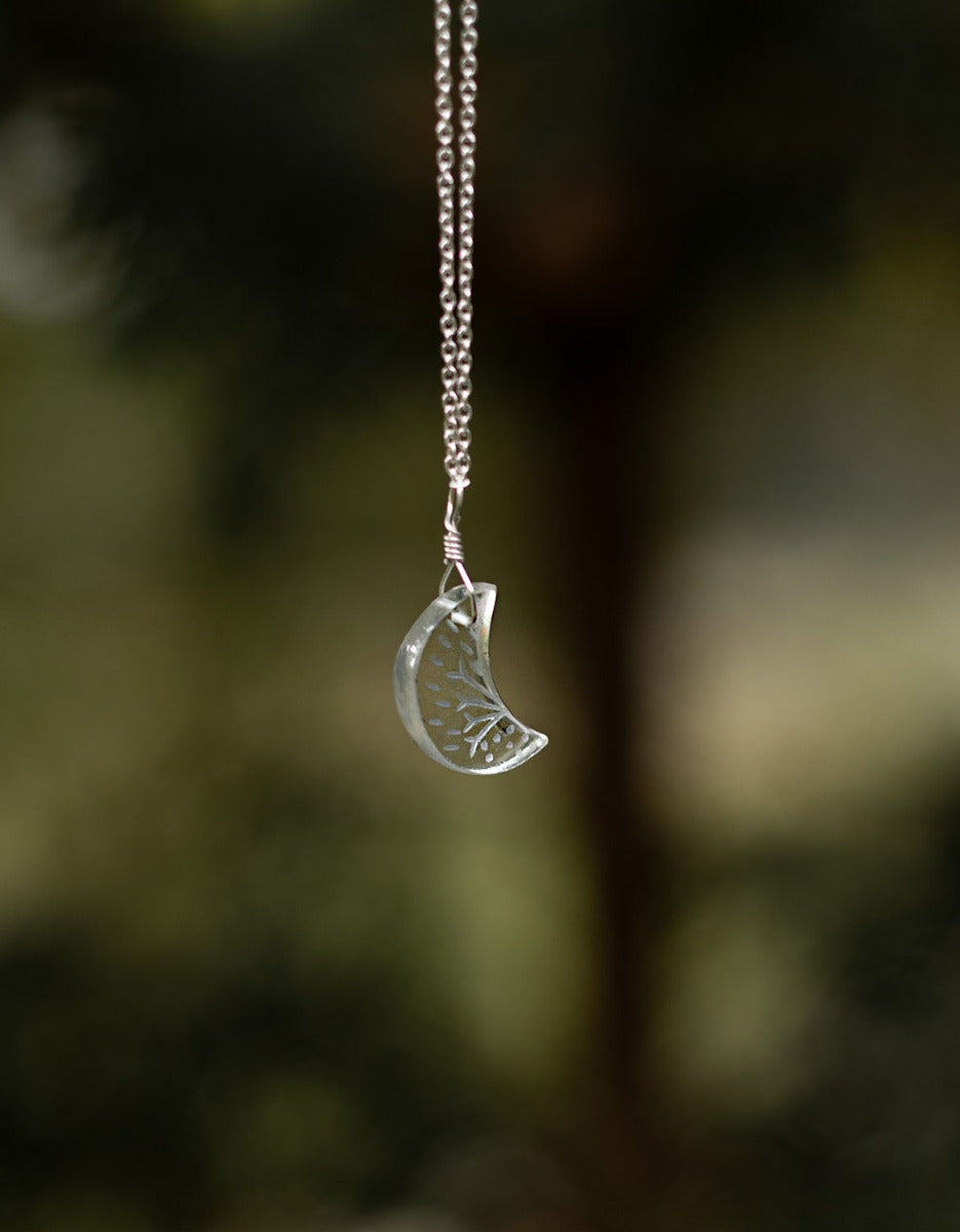 Collier 'Glacier Lune' en cristal de roche taillé et argent 925