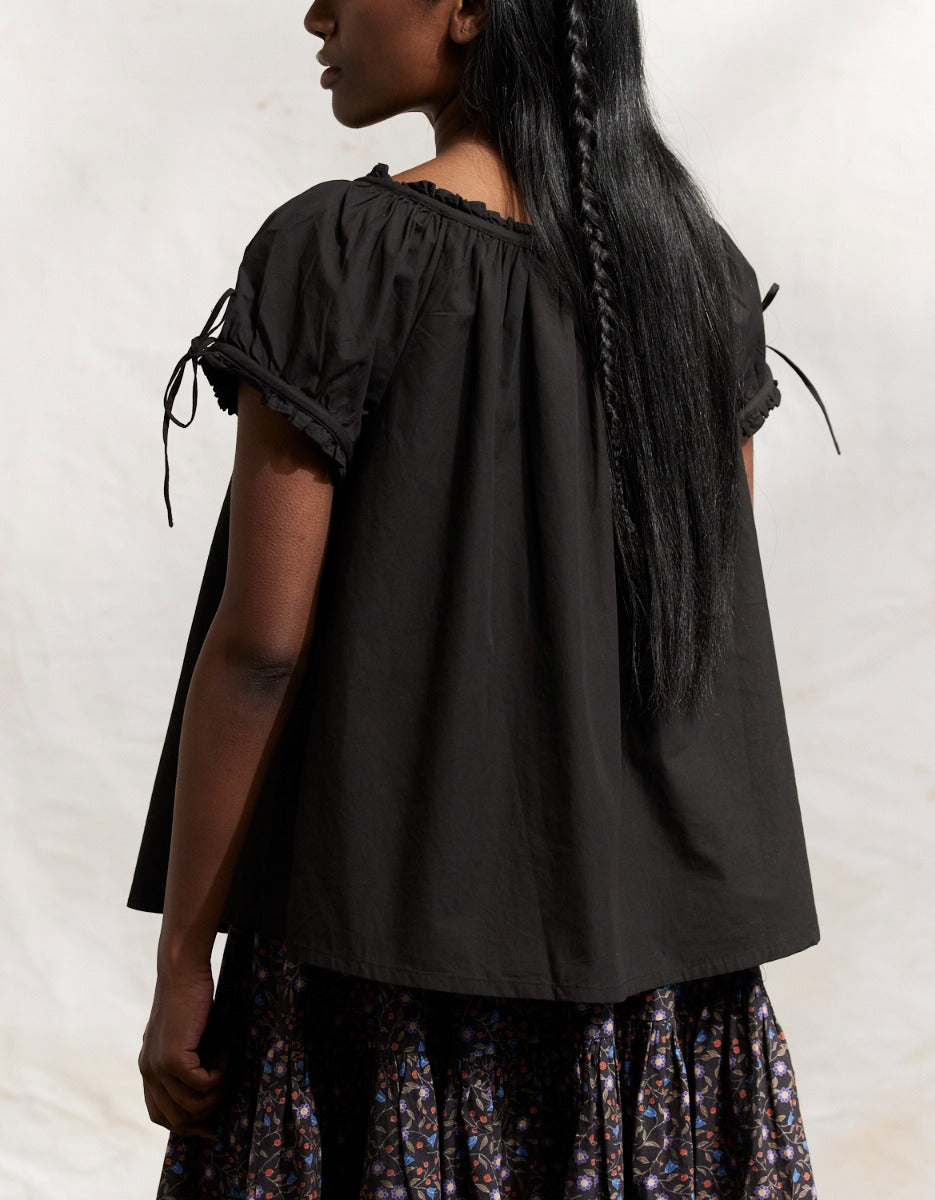 "Cosima" black cotton top with short sleeves