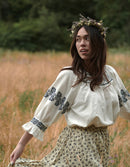Blouse 'Danika' blanc broderies bleues