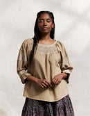 Blouse 'Danika' couleur lin broderies blanches
