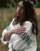 Blouse 'Danika' blanc broderies bleues