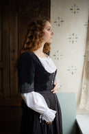 "Daria" velvet corset with sleeves black