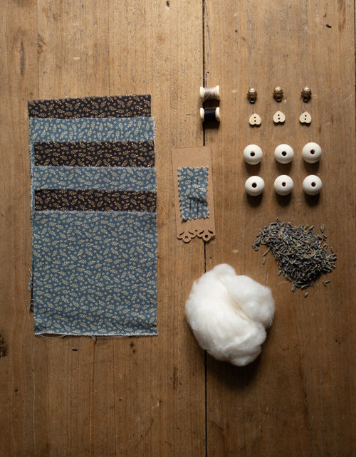 DIY kit '6 small Lavender Laumė' - Mathilda Black/Blue Leaves
