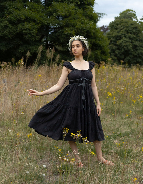 "Ebely" eyelet fabric dress short sleeves black