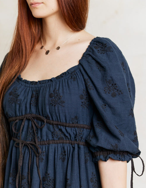 Robe 'Ebely' broderie anglaise manches 3/4 bleu nuit