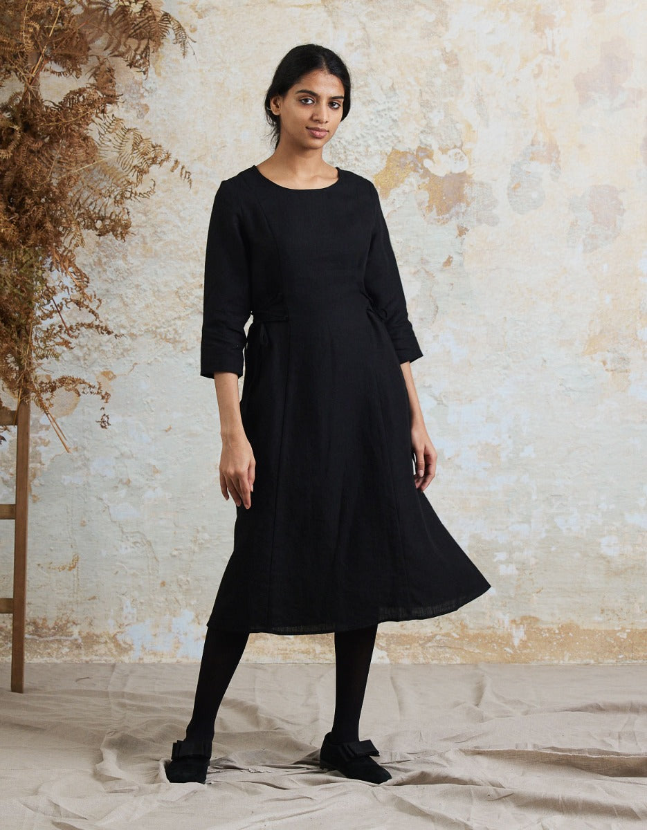 Robe 'Elina' midi en lin noir bio – voriagh