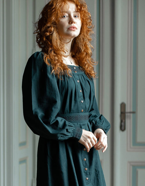 Robe brodée 'Elma' vert foret