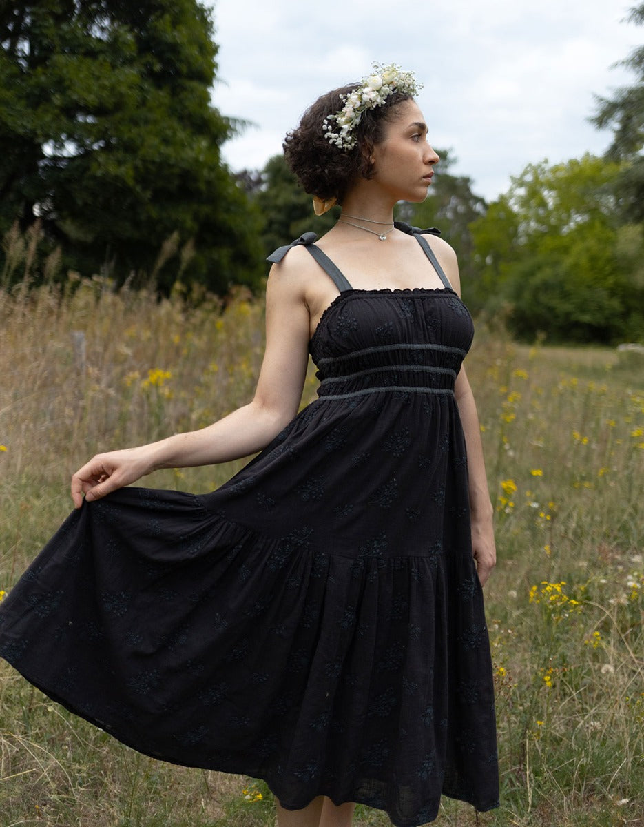 Robe 'Emily' broderie anglaise à bretelles noire