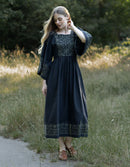 Robe brodée 'Mivilud' noire