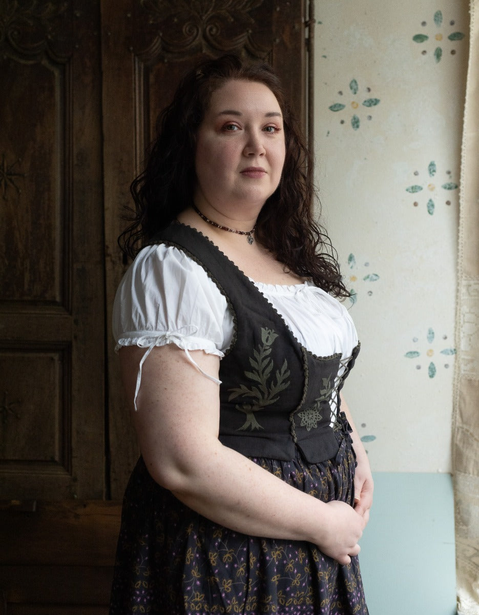 "Gisela" embroidered corset in black linen