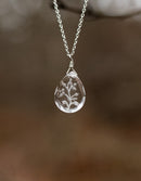 Collier 'Glacier Goutte' en cristal de roche taillé et argent 925
