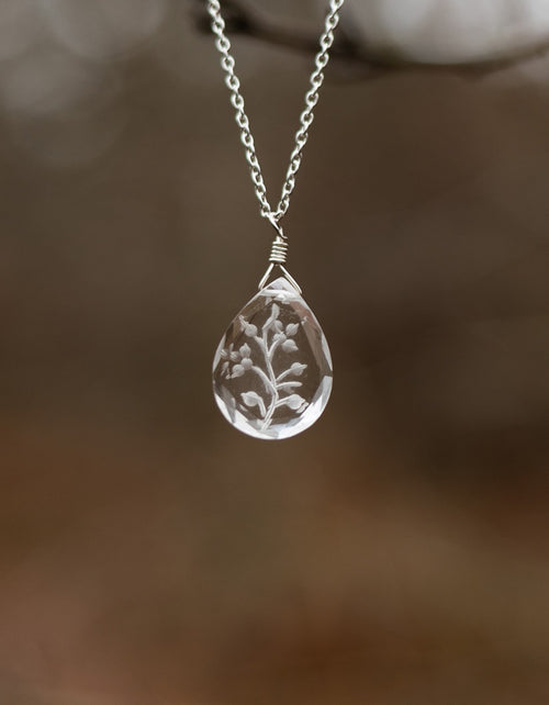 Collier 'Glacier Goutte' en cristal de roche taillé et argent 925