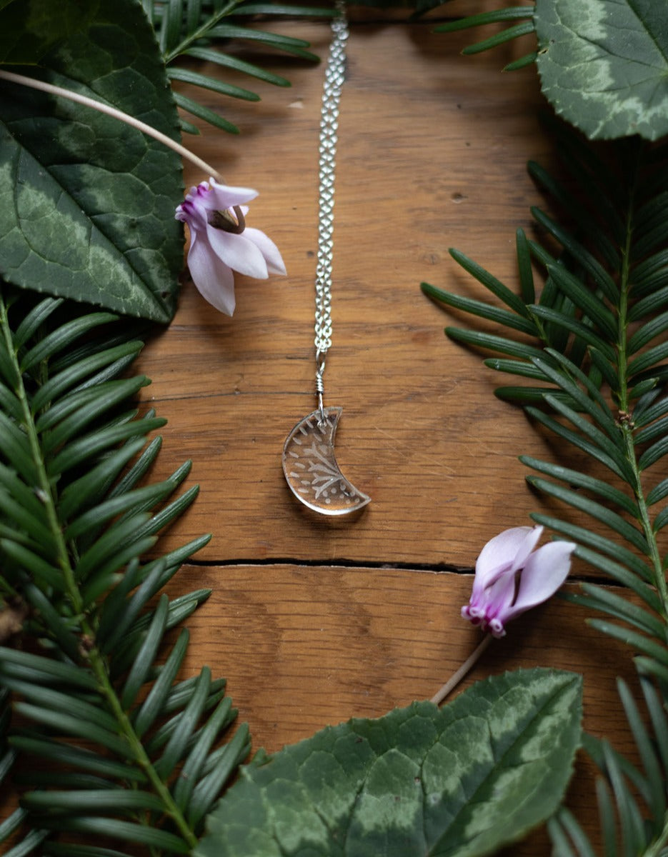 Collier 'Glacier Lune' en cristal de roche taillé et argent 925