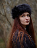 Toque 'Lavinia' en velours brodée noir