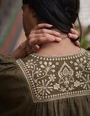 Robe 'Mila' brodée sarrasin