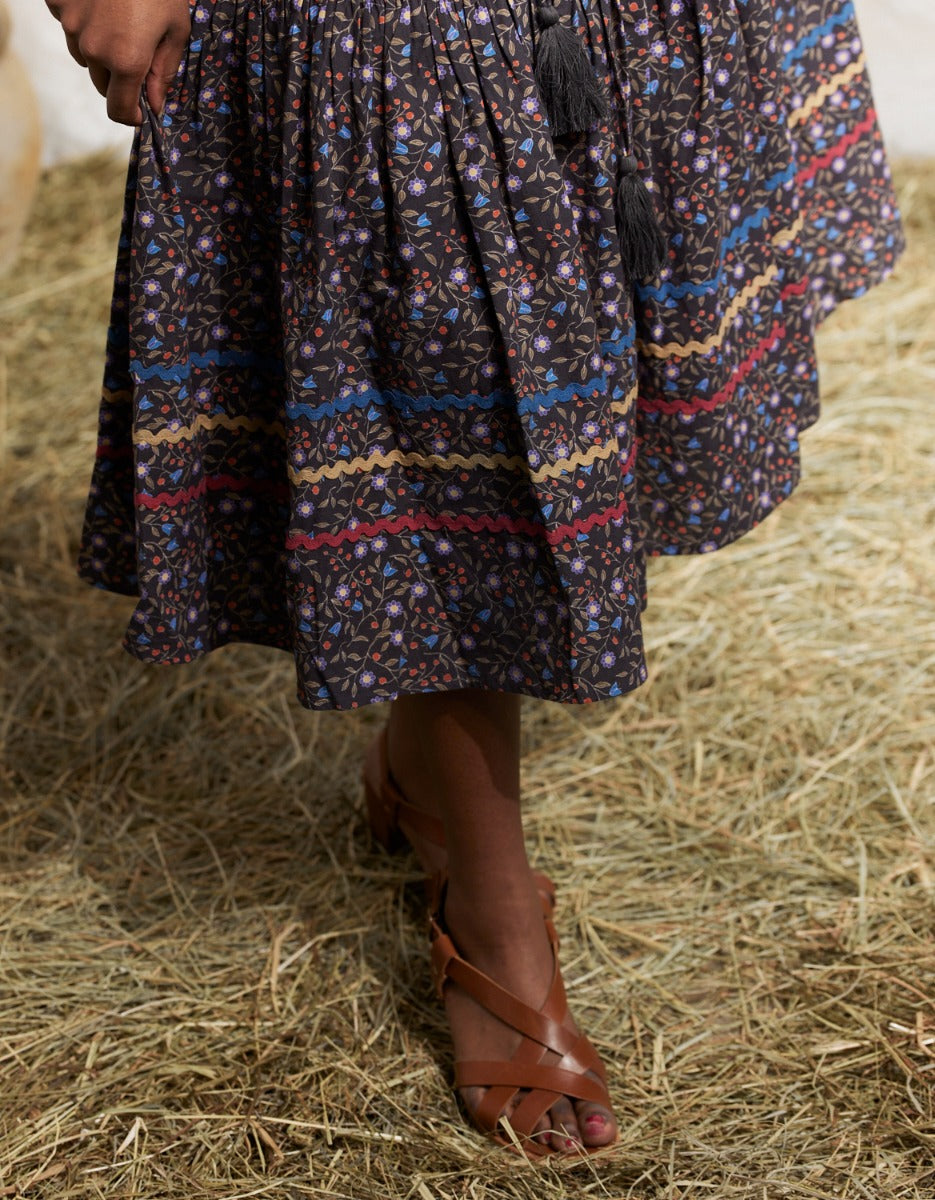 "Millicent" flower print skirt black