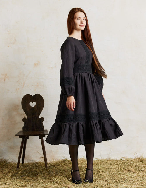 Robe 'Misha' longueur midi en lin noir