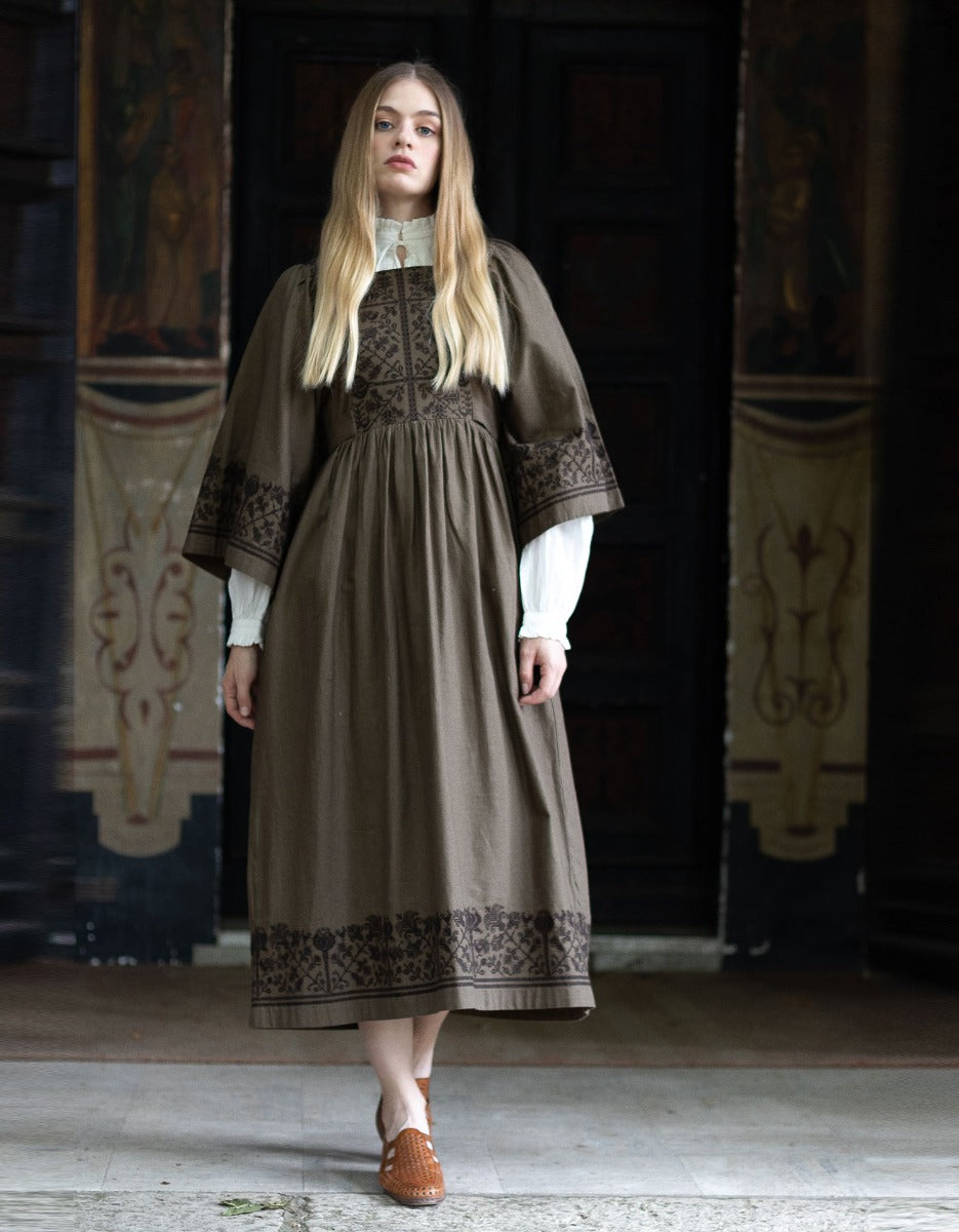 Robe brodée  'Mivilud' sarrasin
