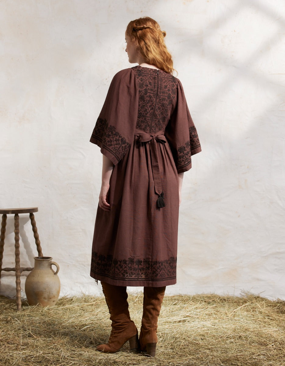 Robe brodée  'Mivilud' bois de rose