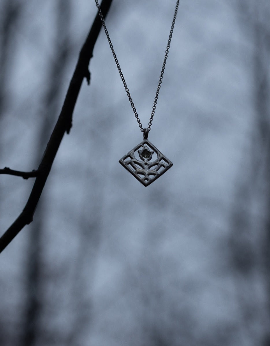 Collier 'Primula major' en argent et péridot