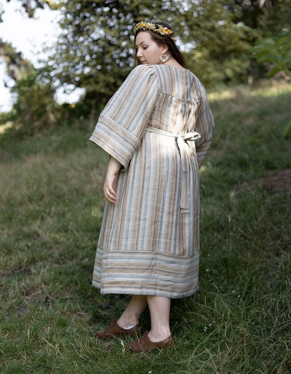 Robe  'Adelina' en lin rayé ambre