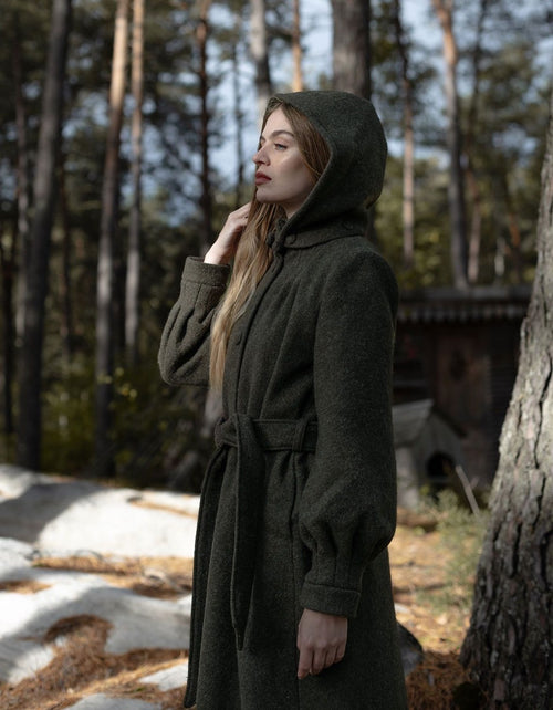 ”Aneta” maxi coat in moss green pure wool