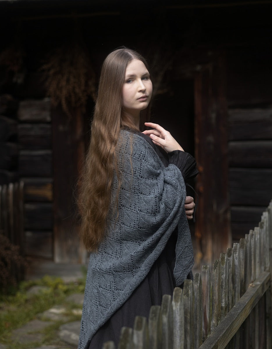 Étole 'Norna' pure laine et maille ajourée gris